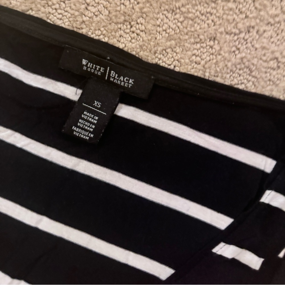 Almost new Bundle of 7 White House Black Market tops - Picture 6 of 14